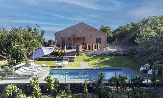 Mascali Villa | Vigne dell'Etna 6, Emma Villas