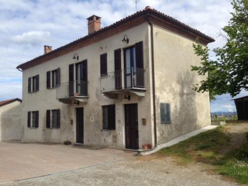 Isola d'Asti Apartment | Vigneti Brichet Alloggi Agrituristici