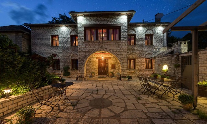 Monodendri Hotel | Vikos