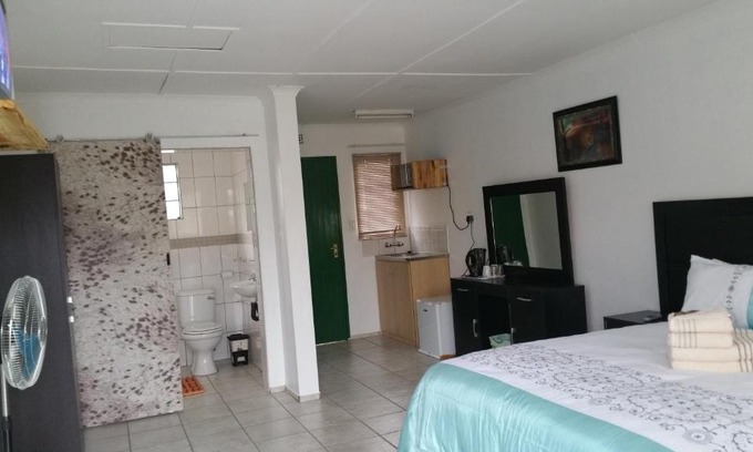 Greytown Bed & Breakfast | Viks Bed and Breakfast