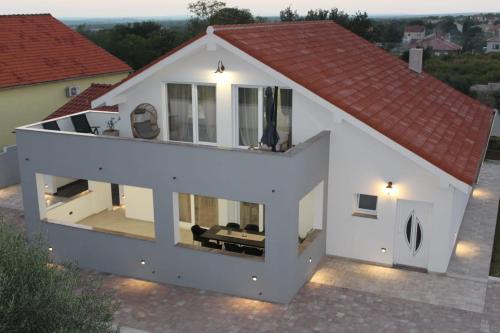 Lovinac Villa | Vila Jela Poličnik