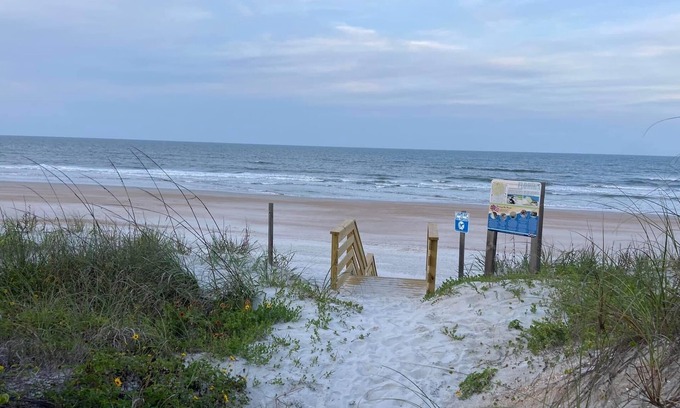 Vilano Beach Cottage | Vilano Beach Pets Sleeps 6 Ocean Sounds Cottage Pet Friendly Close To Beach