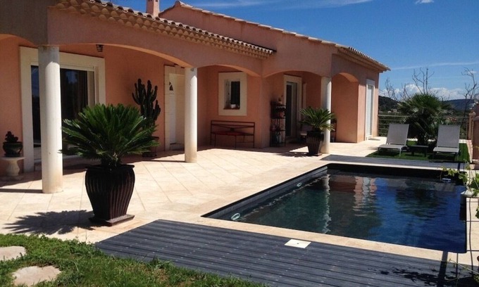 La Farlede House | VILLA 160m2 Clim, SWIMMING POOL, land2500m2, 8km from the sea