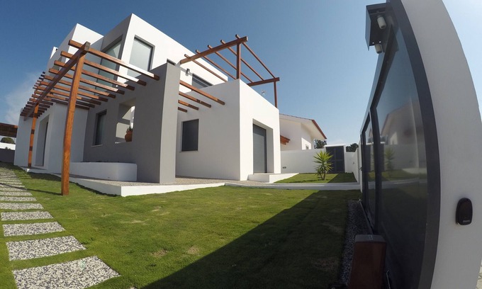 Carvalhal Villa | Villa, 4 bedrooms, 3 km from beach