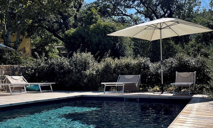 Neoules Villa | Villa 4* Les Mûriers with swimming pool in a vineyard 3 suites 3-7 pers