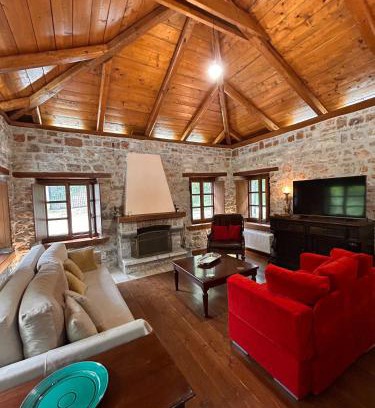 Potamia Villa | Villa Acroria in Karpenisi