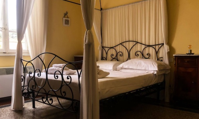 Lucca Historical Center Villa | Villa Agnese, charming historic villa overlooking the walls of Lucca