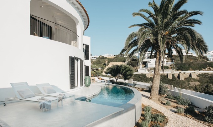 Cala Llonga Villa | Villa Alma, Luxe & Sea Views