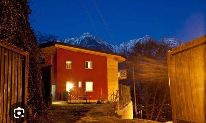 Edolo Bed & Breakfast | Villa Amaranta room & breakfast