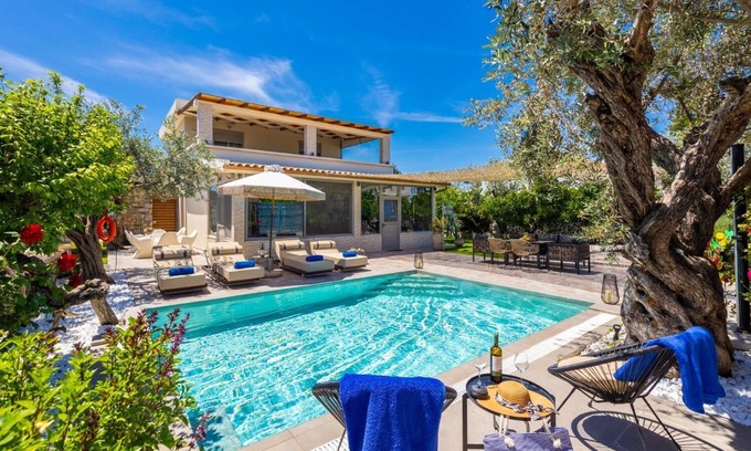 Afandou Villa | Villa Ammos - Three Bedroom Villa, Sleeps 8