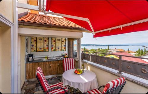 Selce Apartment | Villa Ana Selce s panoramskim pogledom na more