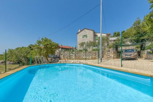 Cres Villa | Villa Ana with jacuzzi & swimming pool