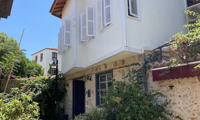 Kaleici Villa | VILLA ANATOLIAN new decorated in Oldtown