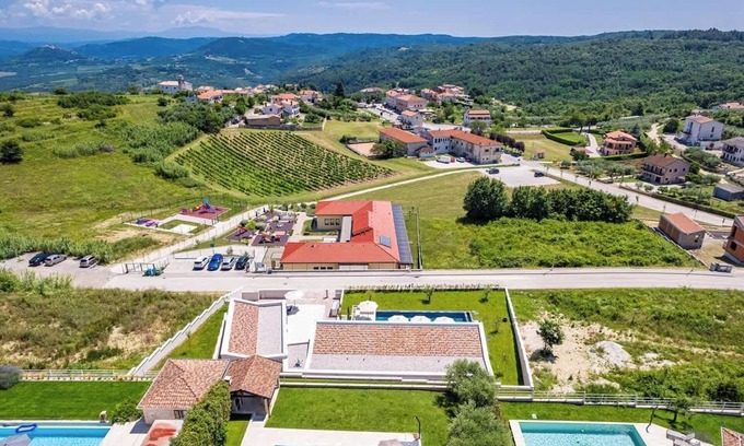 Vizinada Villa | Villa Andrea Summary: