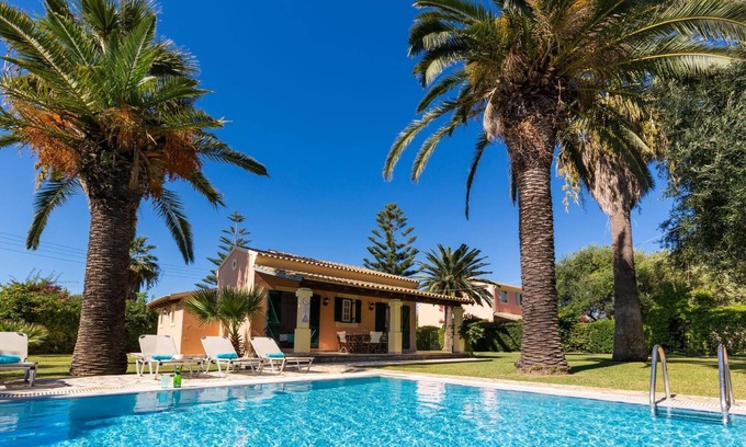 Almiros Beach Villa | Villa Angelos in Corfu