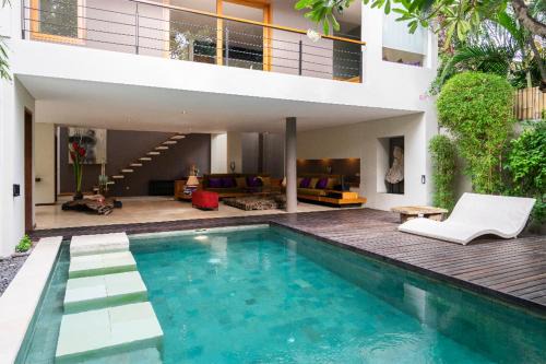 Central Seminyak Villa | Villa Athena