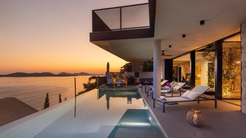 Lozica Villa | Villa Atreeum