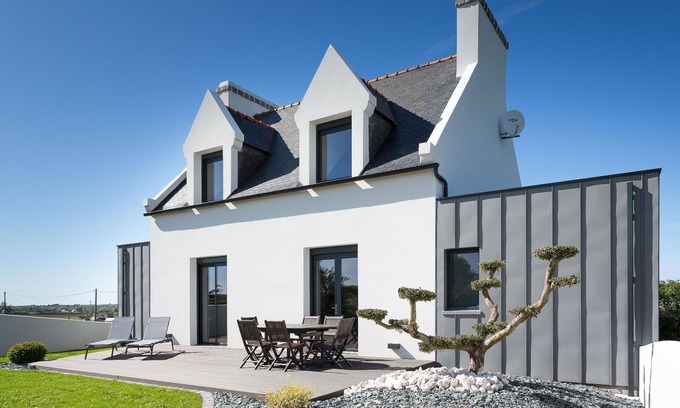 Goulven House | Villa Aunt Alice Sea view Comfort Villa Secluded location with lift Jacuzzi Steam bath