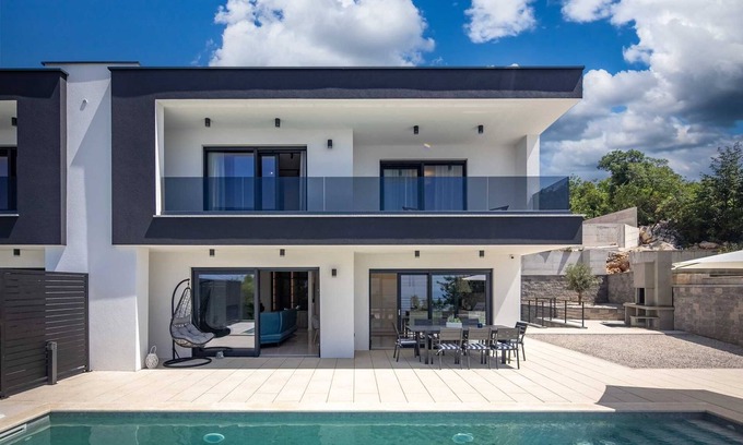 Kostrena Villa | Villa Aura with heated pool & Seaview