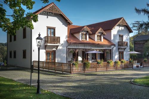 Naleczow Hotel | Villa Aurelia