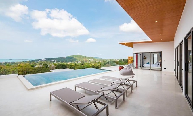 Bophut Hills Villa | Villa Bala 3 bed Elephant Haven!