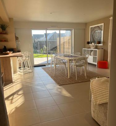 Saint-Jouan-des-Guerets House | Villa Bambou
