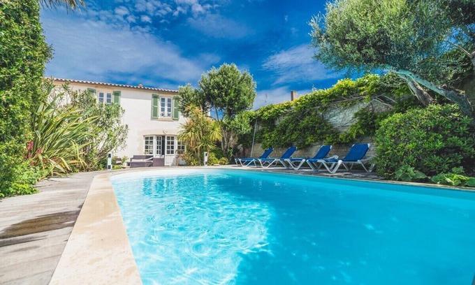 Le Bois-Plage-en-Re Villa | Villa Bel Air - 12 personnes - piscine chauffée