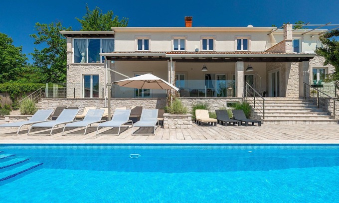 Jadruhi Villa | Villa Belle with Pool