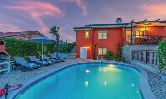 Montizana Villa | Villa Belvedere for 6 people near Poreč with sea view and pet friendly