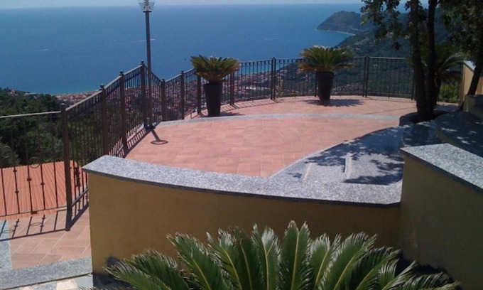 Alassio Villa | Villa Belvedere Relax,Piscina privata e Privacy