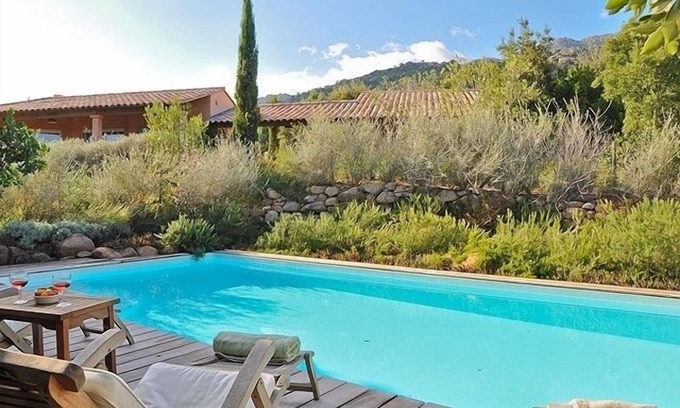 San-Gavino-di-Carbini Villa | villa between sea and scrub