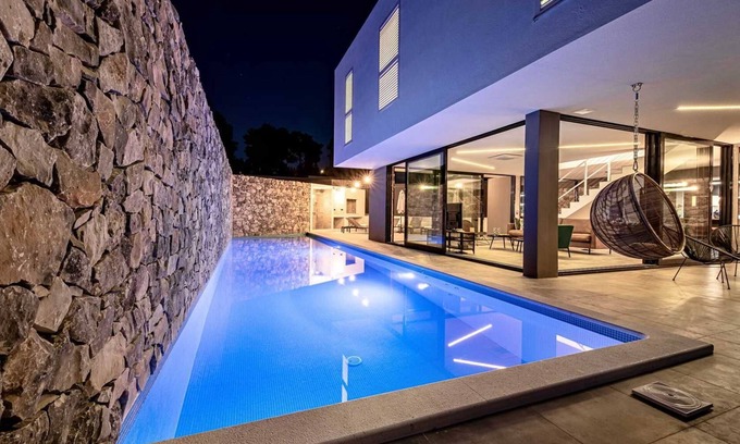 Sutivan Villa | Villa Brac Gallant with Pool