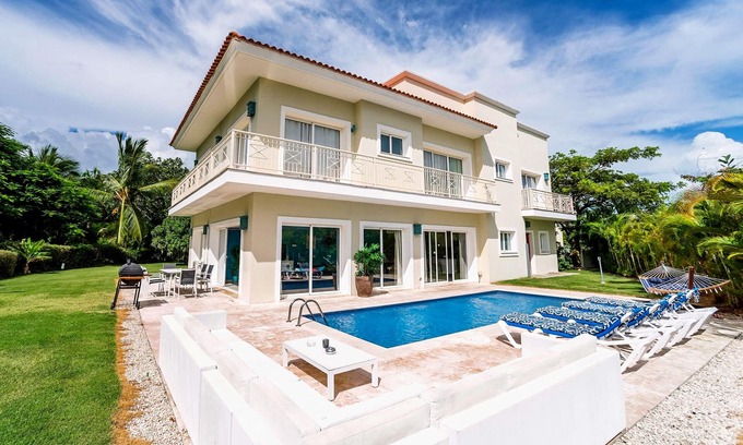 Bavaro Villa | Villa Bueno in Iberostar Bavaro beach, 4BDR, 8 guests, private pool, Golf club.