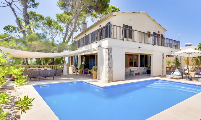 Can Pastilla Villa | Villa "Cala Estancia Mercedes" with sea views, barbecue, saltwater pool and AC