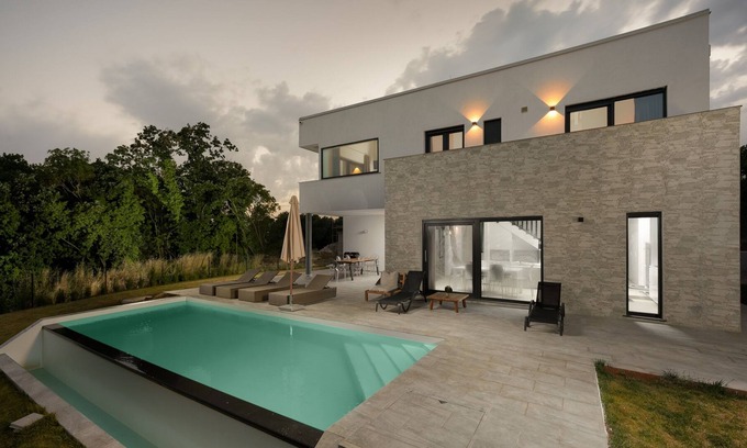 Krnica Villa | Villa Cala Royal "2km to the sea"Infinity pool"Nature"