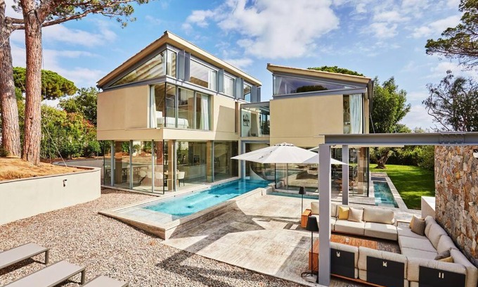 Cote d'Azur- French Riviera Villa | Villa Calanque, Saint-Tropez
