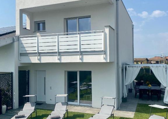 Salionze Villa | Villa Carlotta