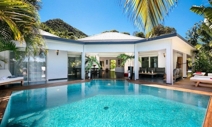 Vitet Villa | Villa Carmen by Fantasia Villas