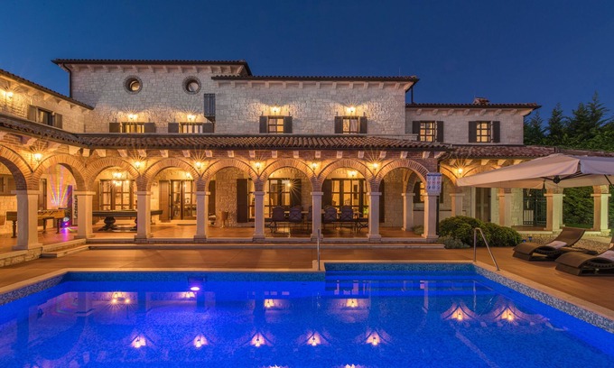 Strpacici Villa | Villa Carolus - Luxurious Istrian Villa