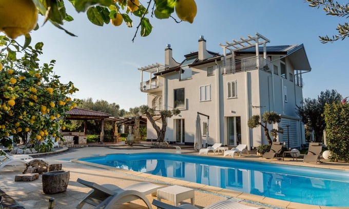 Sant'Agata di Militello Apartment | Villa Chiara- Homy Sicily Infinity