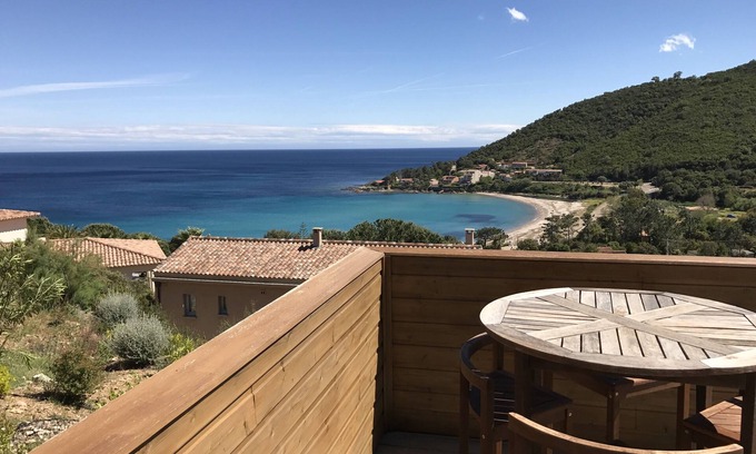 Tarcu House | Villa clemat à Tarco vue mer, 7 pers, corse du sud, Sainte Lucie de Portovecchio