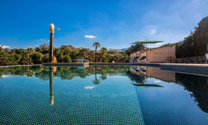 Arta Villa | Villa Clova - Six Bedroom Villa, Sleeps 12