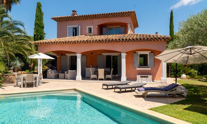 Gassin Villa | Villa Club Saint-tropez with swimming pool ping pong BBQ + independant studio
