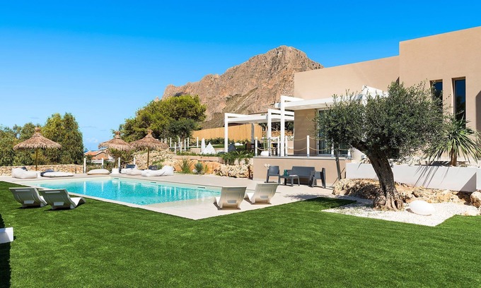 Custonaci Villa | Villa Cornino with private pool - My Rental Homes