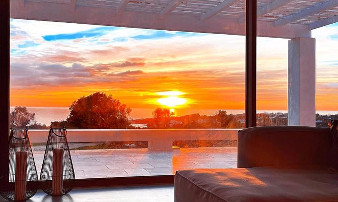 Marina di Felloniche Villa | Villa CREA