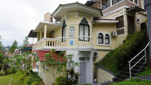 Cipanas Villa | Villa Dalia Puncak Acc9-34
