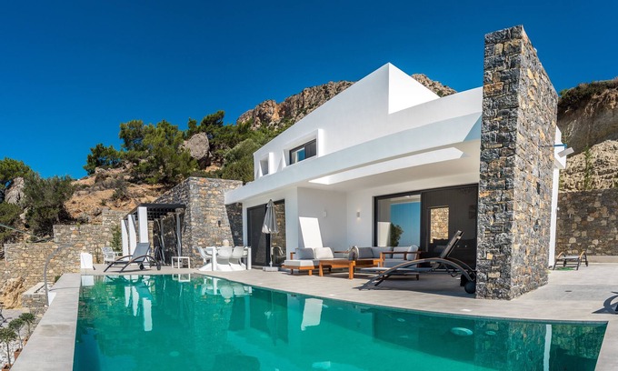 Koutsounari Villa | Villa Daniela luxurius villa with private pool and sea view