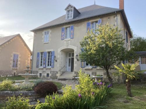 Sanssat Apartment | Villa de charme avec jardin, près de Vichy - FR-1-489-533