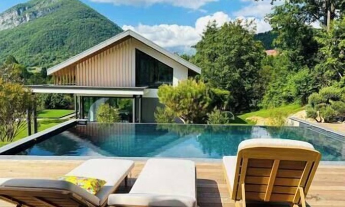 Menthon-Saint-Bernard House | Villa de la Savaux 8p