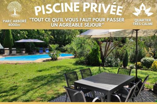 Thiviers House | Villa Decastela